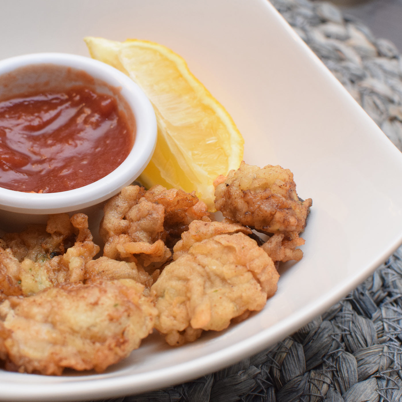 100 ct Farm Fresh Oyster Sampler + Shucking Knife Little